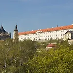 Hotel U Varhanare