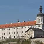 Hotel U Varhanare
