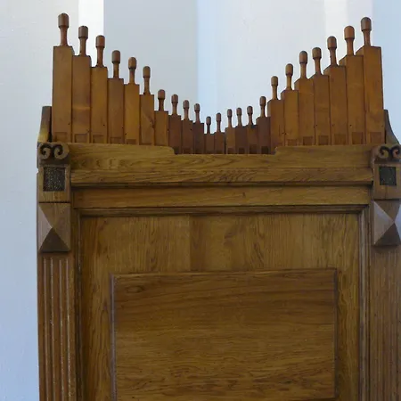 U Varhanare ホテル