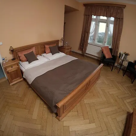 U Varhanare 3* クトナー・ホラ