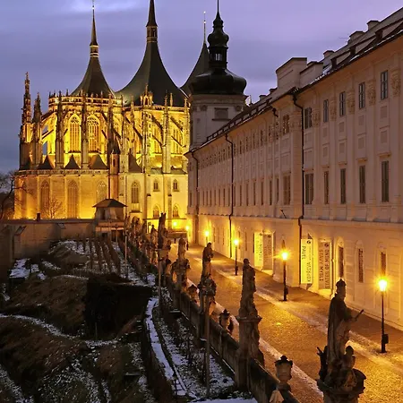 U Varhanare ホテル クトナー・ホラ