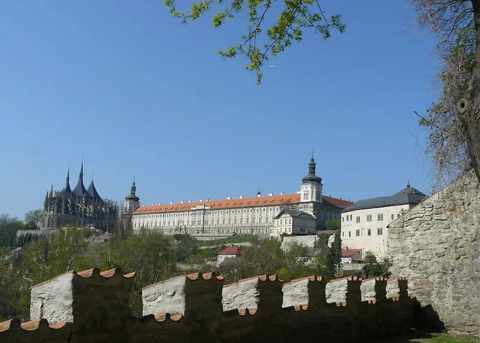 U Varhanare ホテル 3*