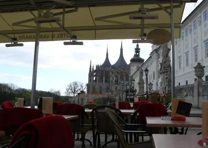 U Varhanare ホテル 3*